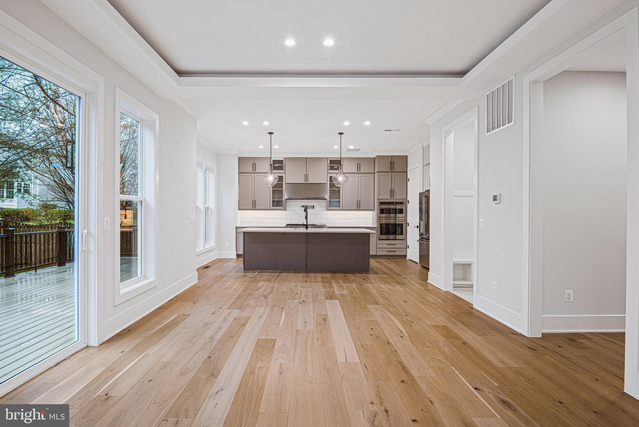 ALEXANDRAS GROVE AT BELMONT - Residential