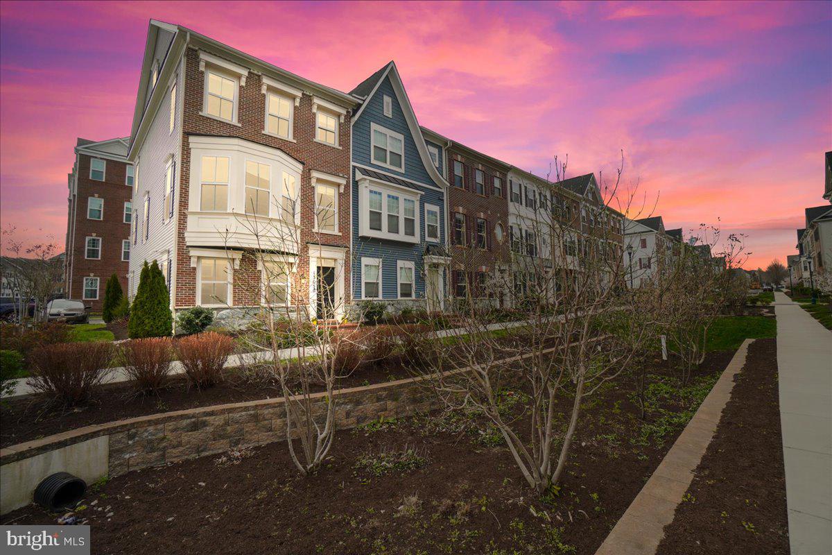 CLARKSBURG TOWN CENTER - Residential