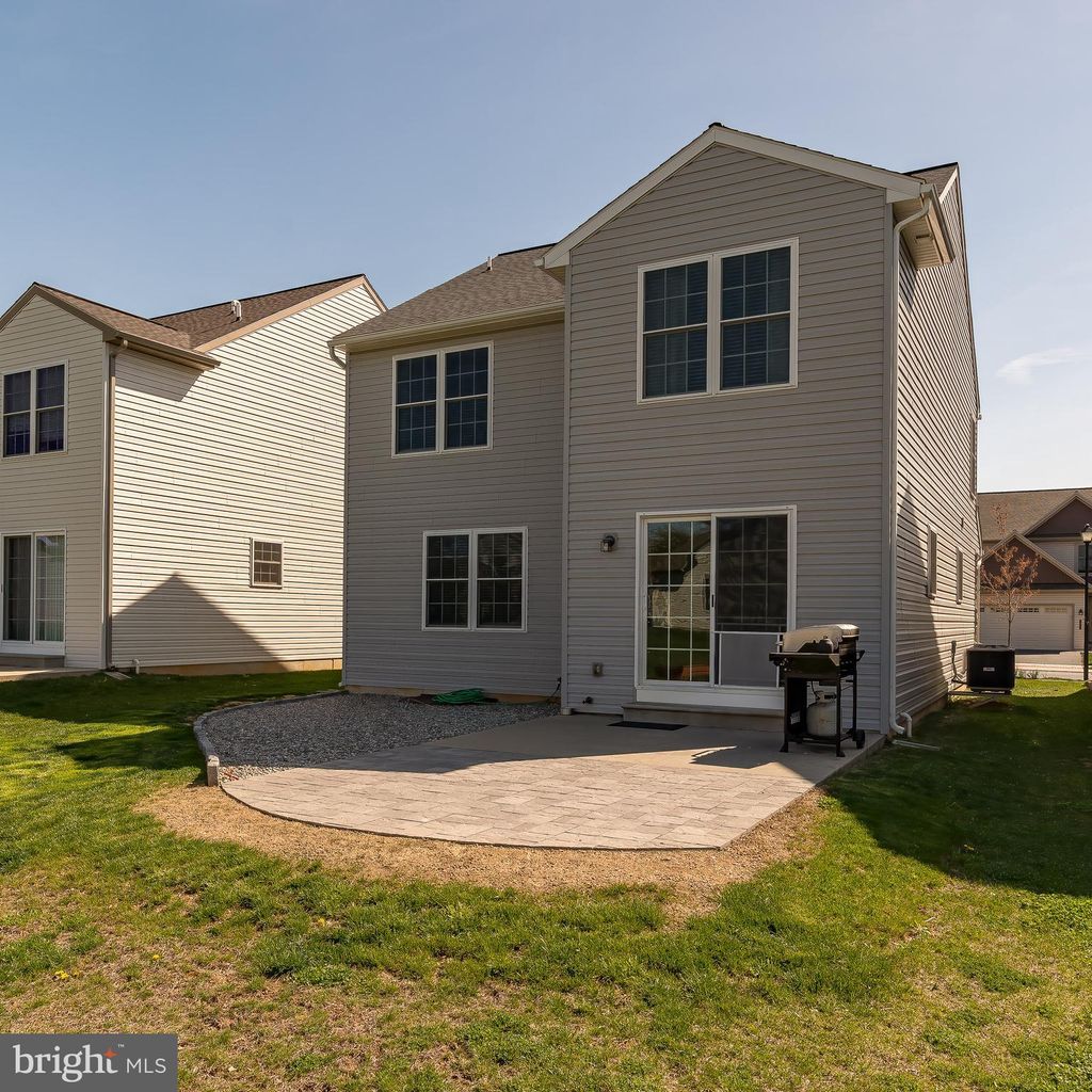 Photo of 1403 FIELDSTONE DR, MOUNT JOY, PA 17552 (MLS # PALA2032850)