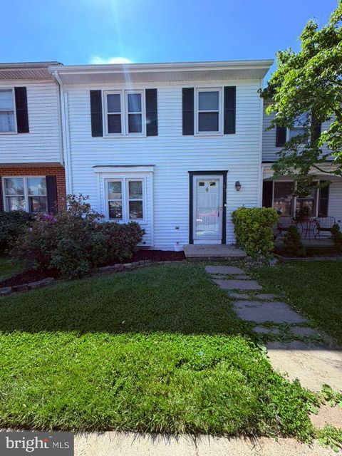 33 PARK PLACE LOVETTSVILLE VA 20180