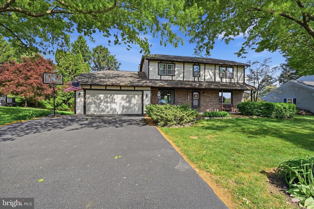 Photo of 1828 N Eden Road, LANCASTER, PA 17601 (MLS # PALA2087804)