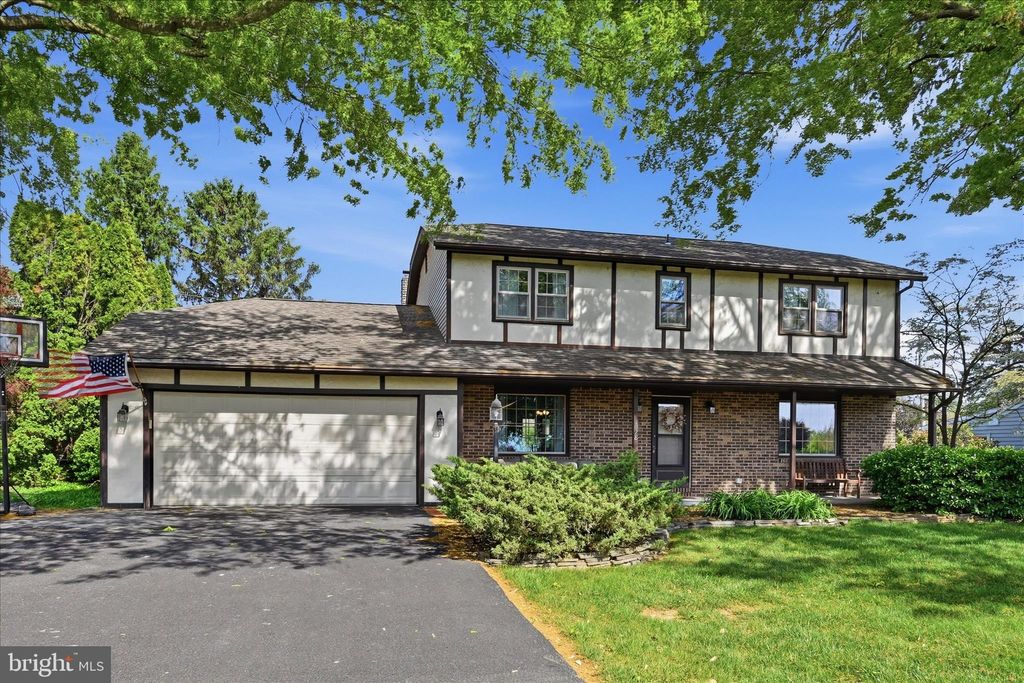Photo of 1828 N Eden Road, LANCASTER, PA 17601 (MLS # PALA2087804)