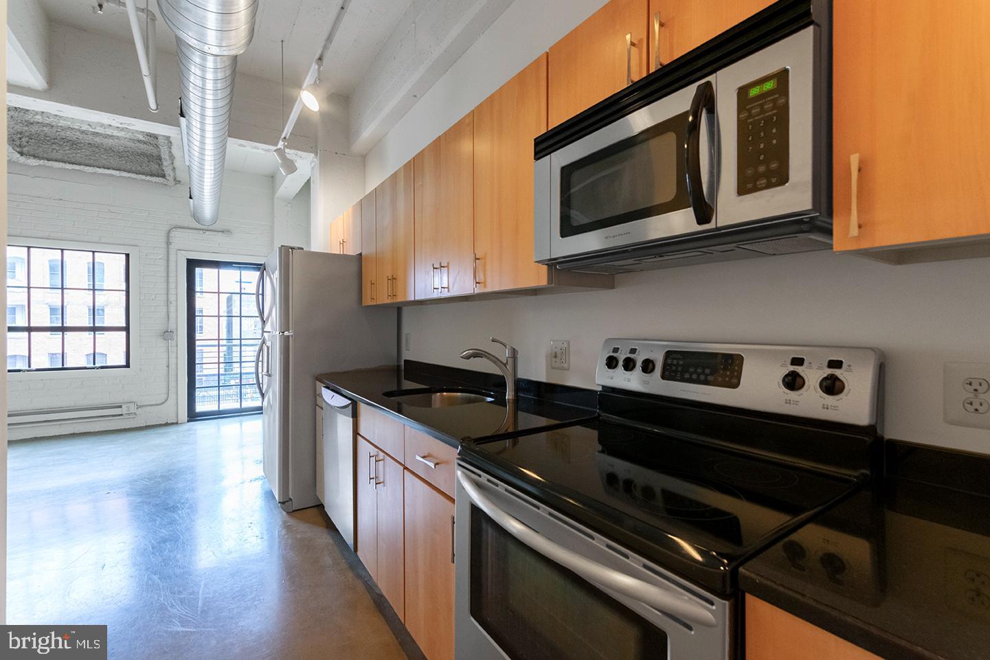 WASHINGTON SQ WEST - Residential Lease