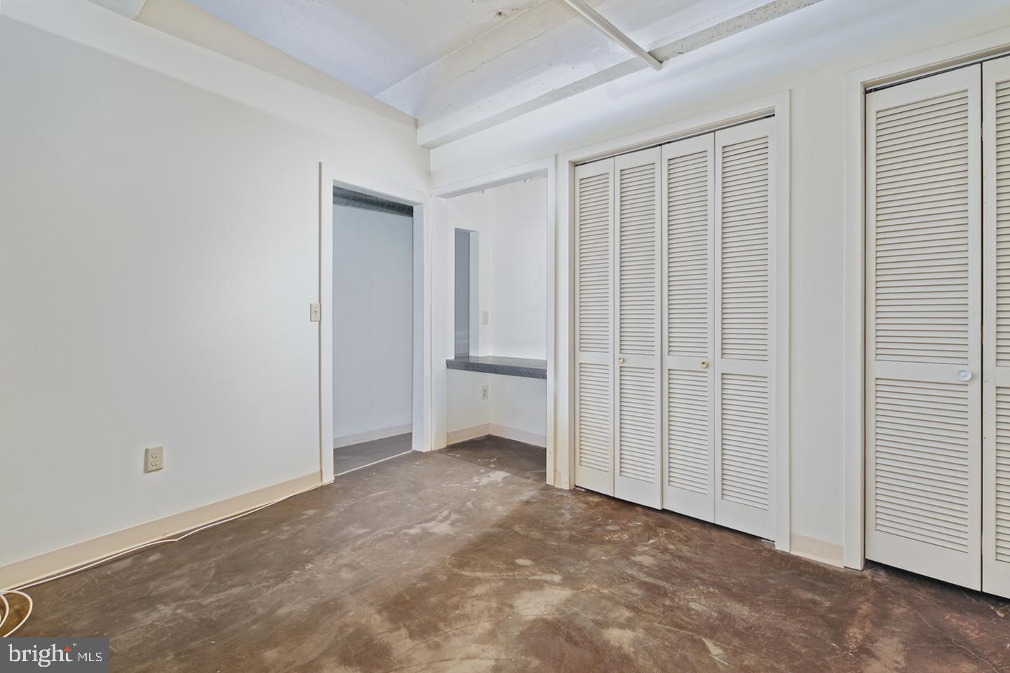 WASHINGTON SQ WEST - Residential Lease