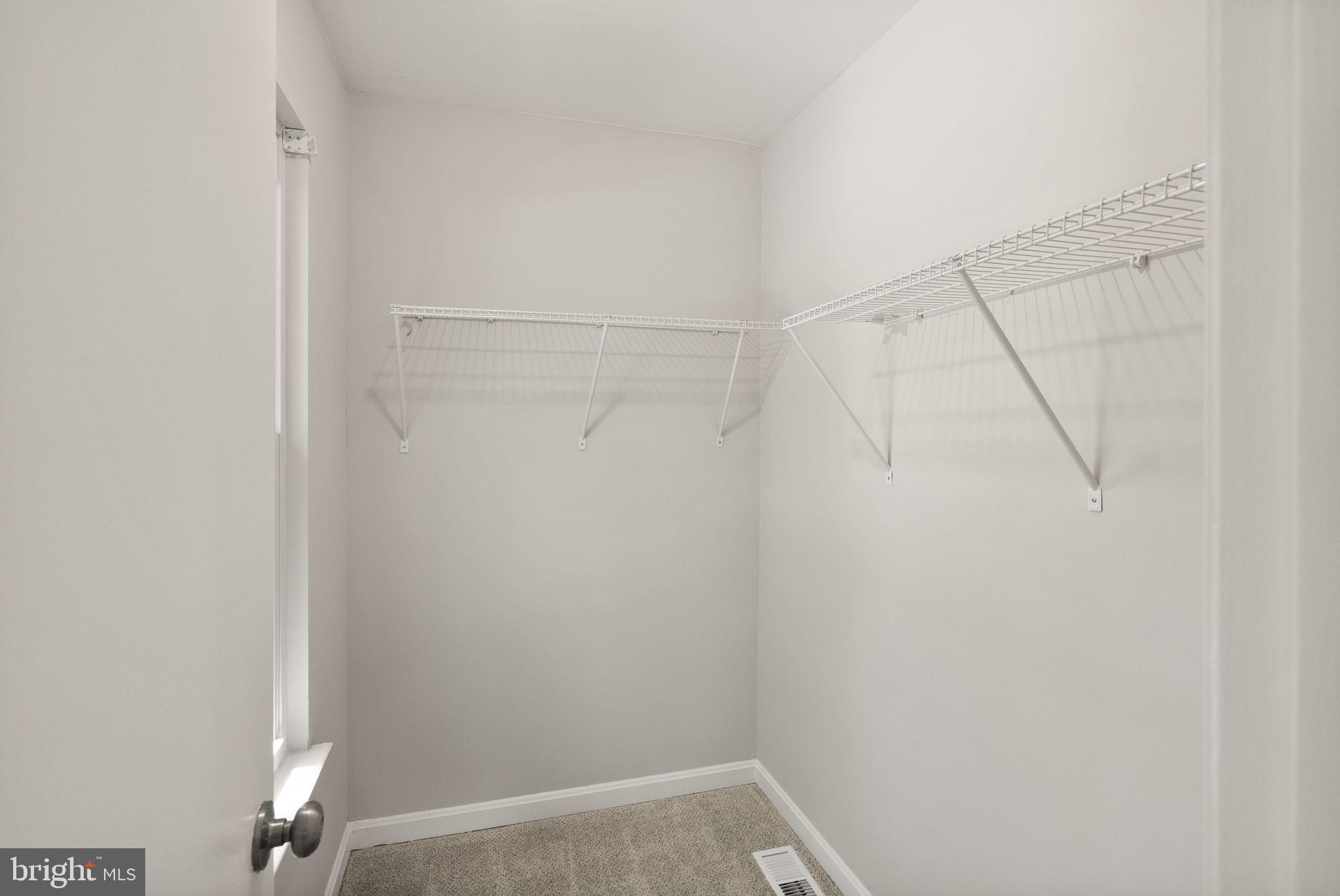 HILLSIDE TOWNES - Residential