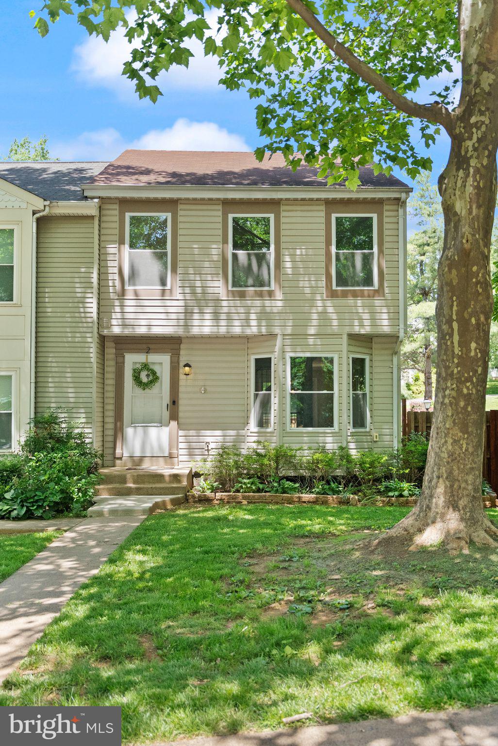 HILLSIDE TOWNES - Residential