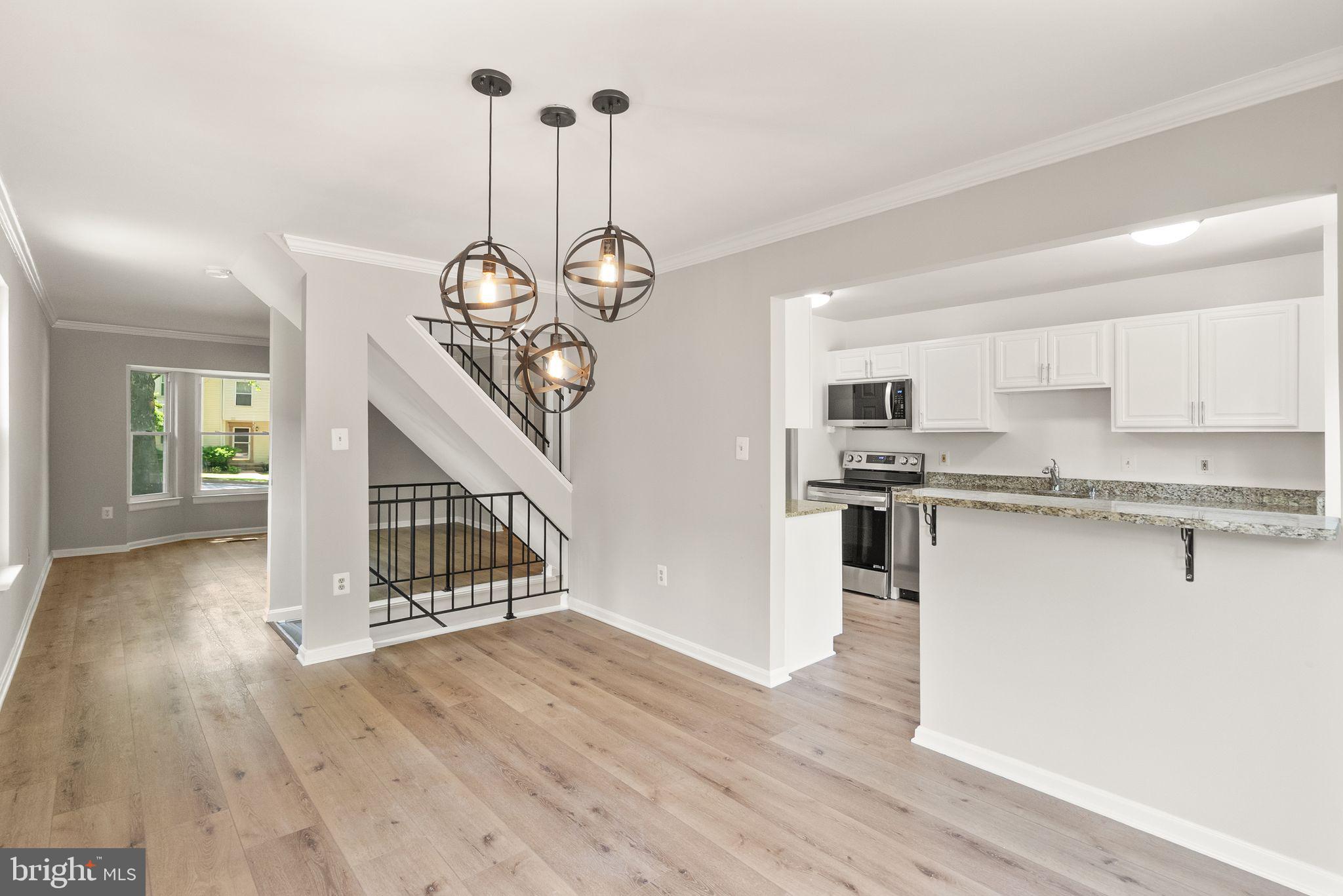 HILLSIDE TOWNES - Residential