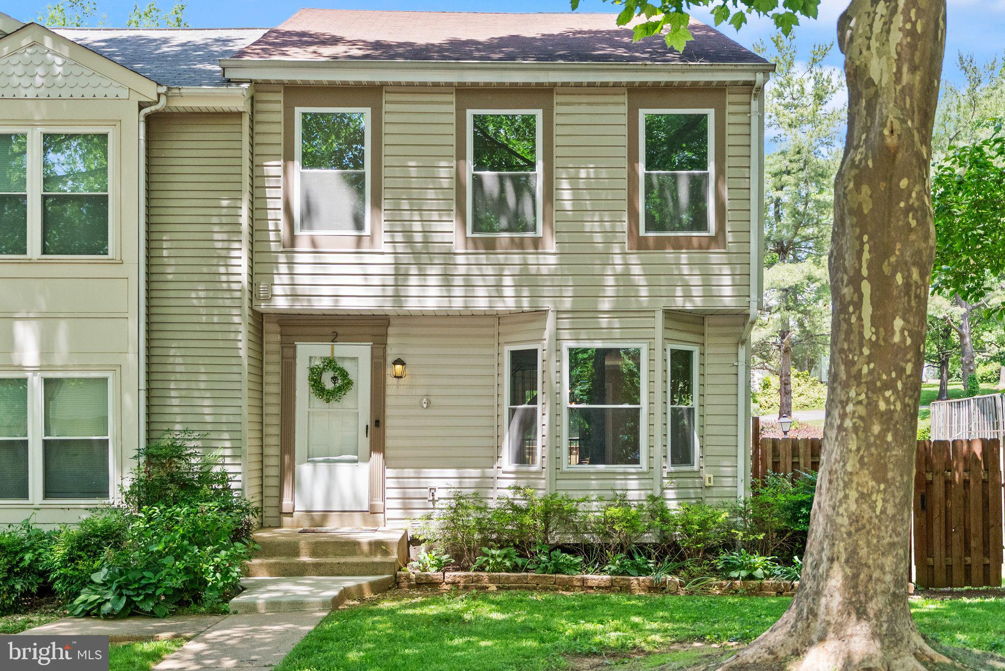 HILLSIDE TOWNES - Residential