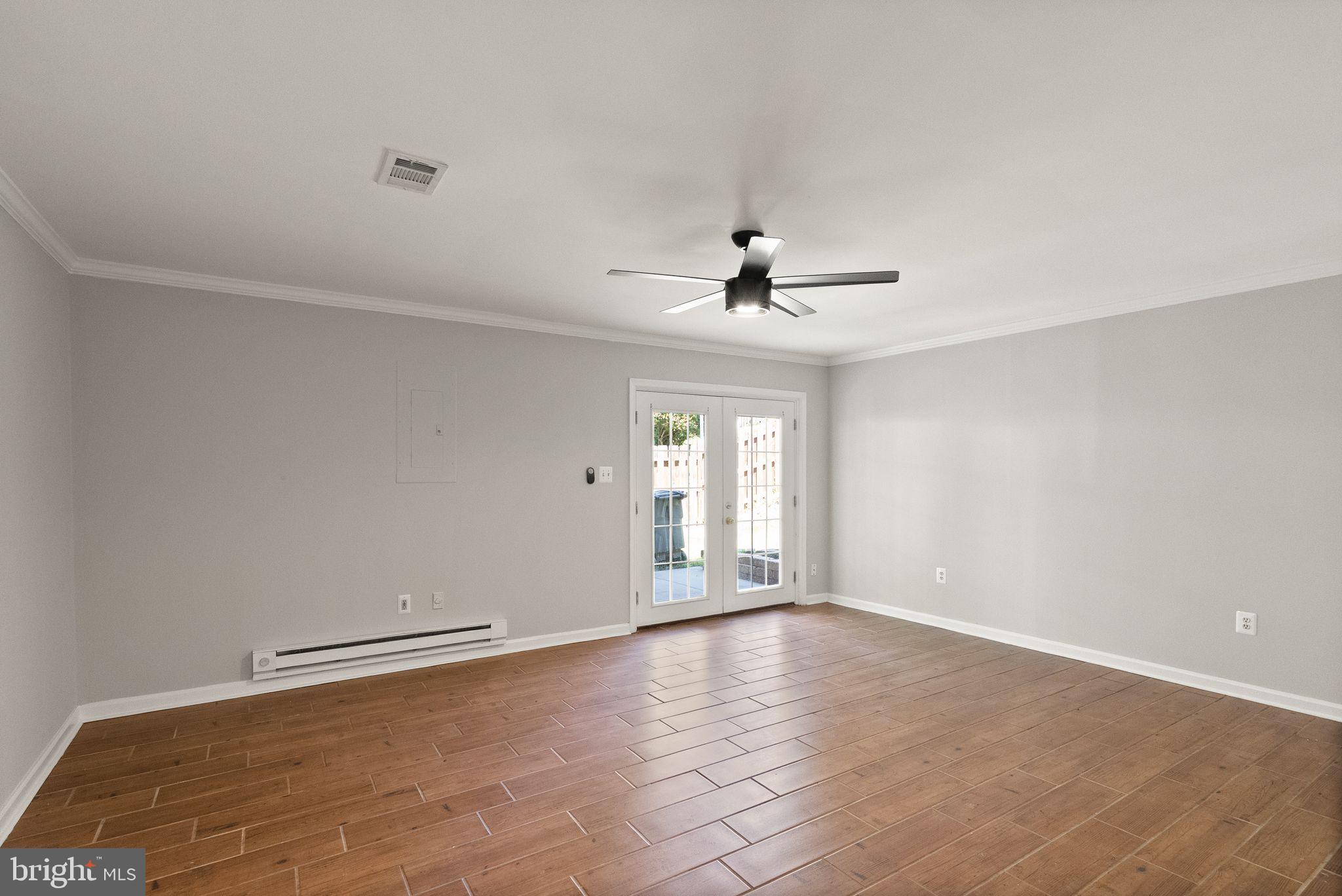 HILLSIDE TOWNES - Residential