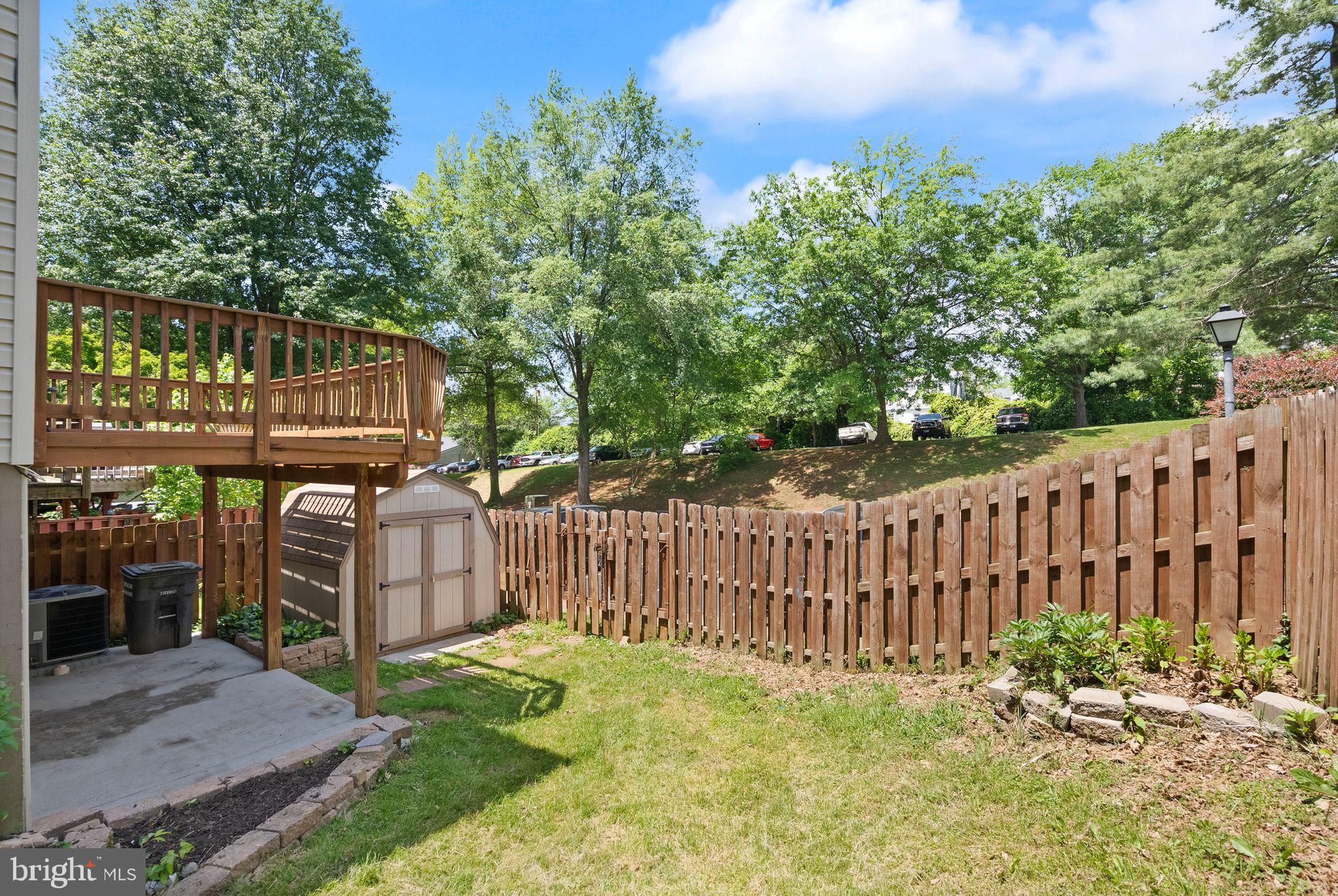 HILLSIDE TOWNES - Residential