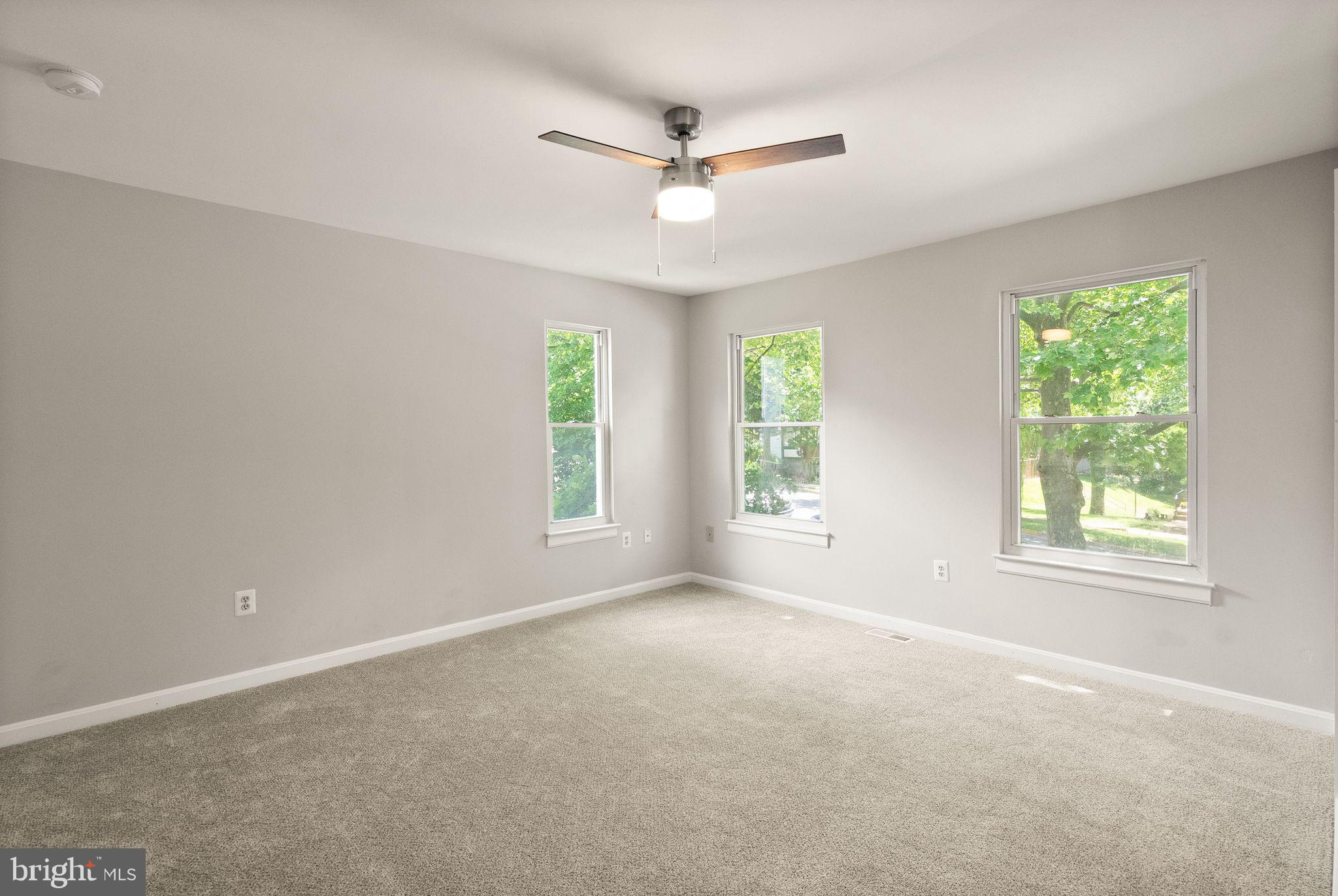 HILLSIDE TOWNES - Residential