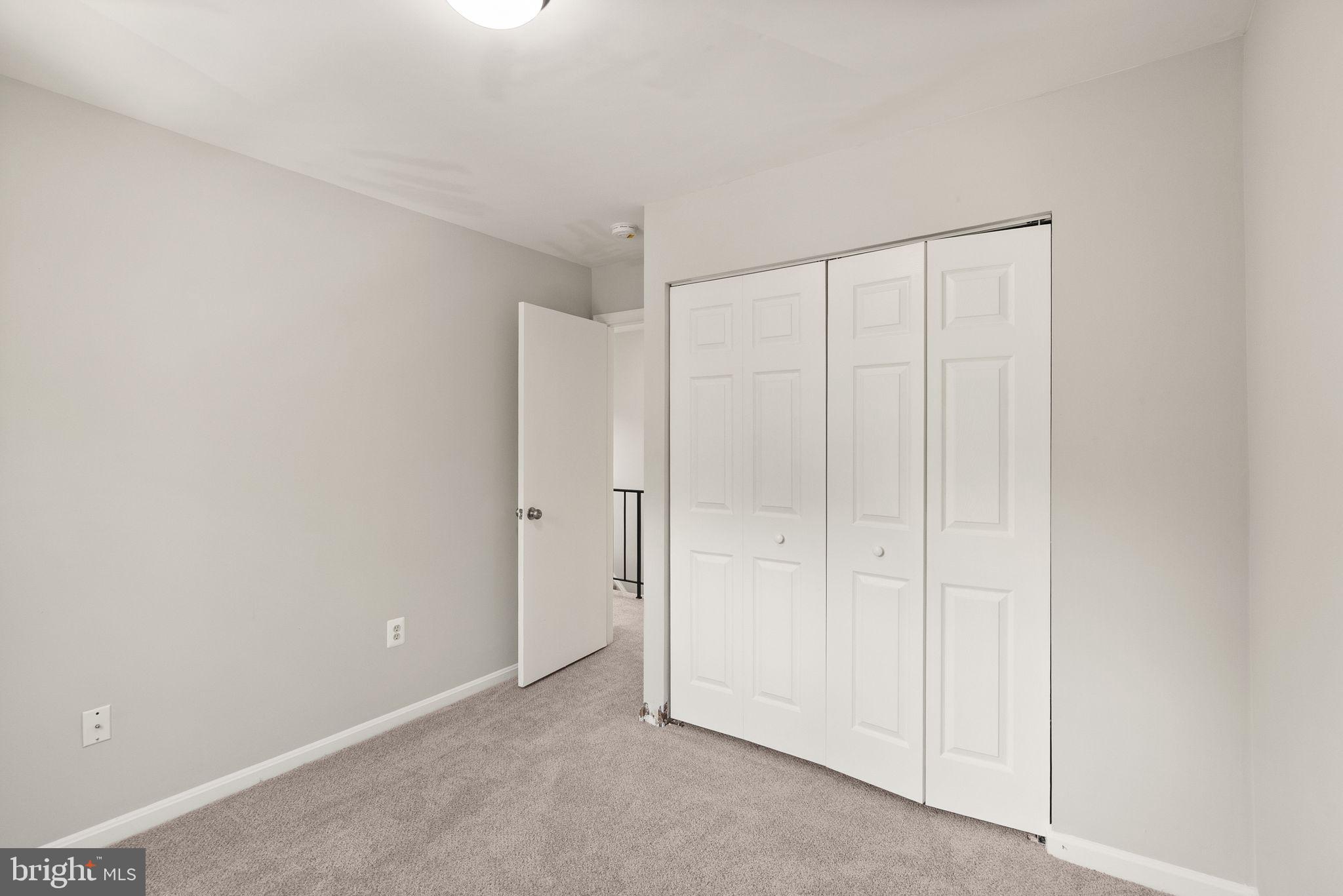 HILLSIDE TOWNES - Residential