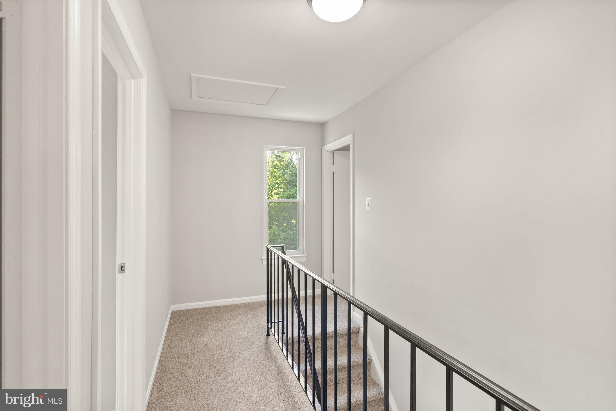 HILLSIDE TOWNES - Residential