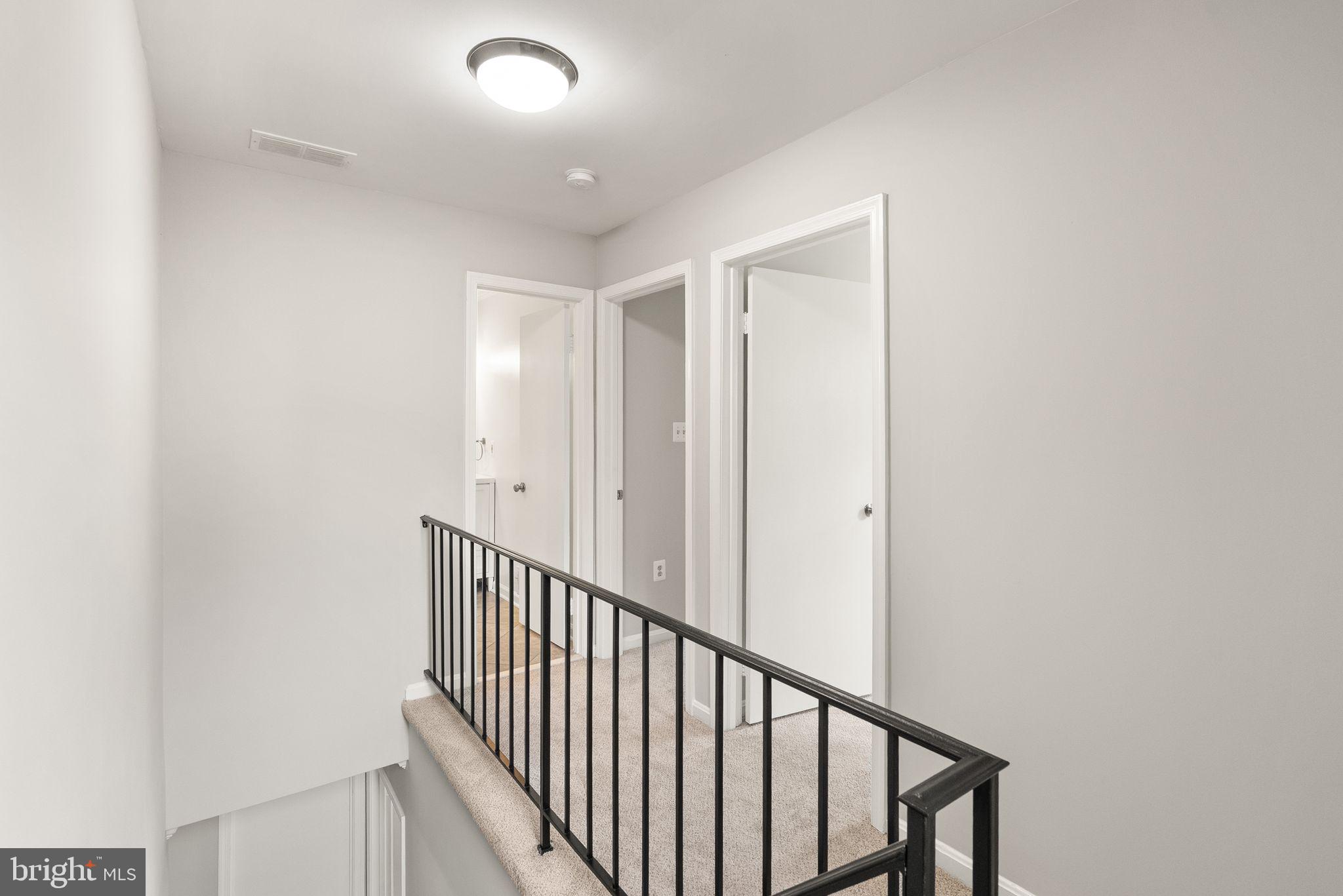 HILLSIDE TOWNES - Residential