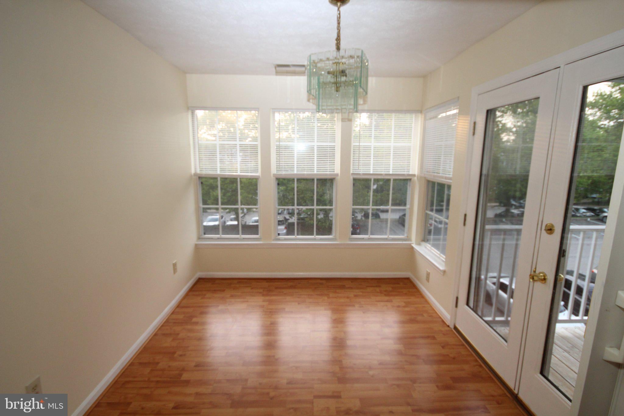 1002 JESSICAS COURT J