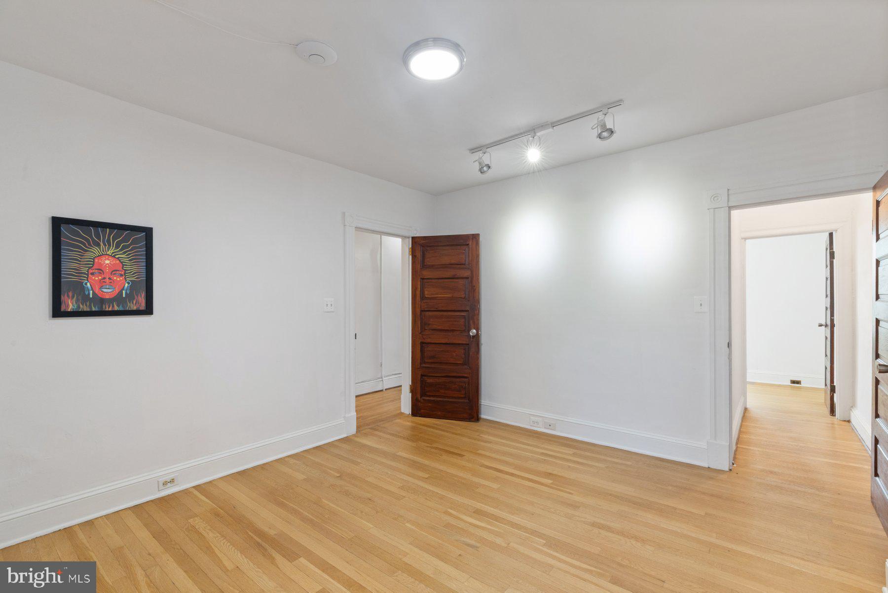 CHARLES VILLAGE - Commercial Sale