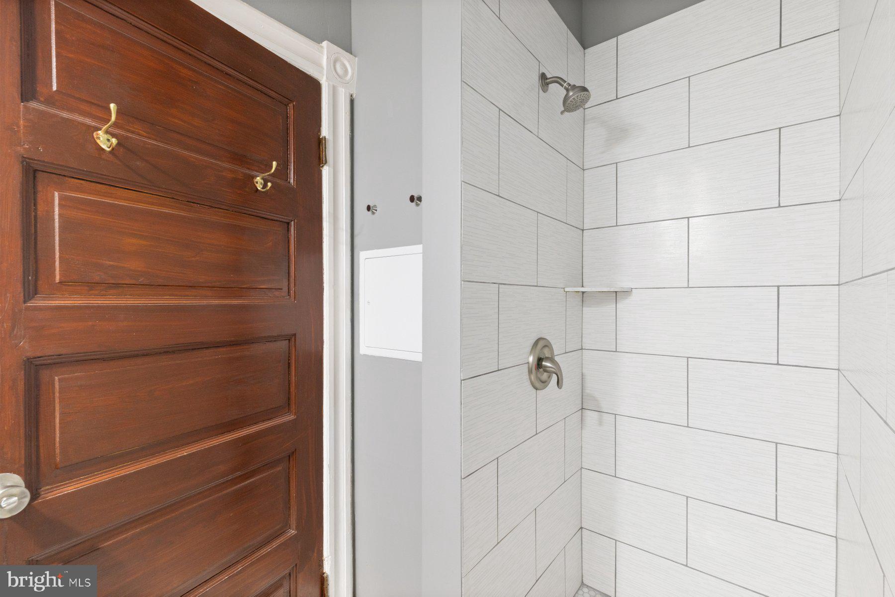 CHARLES VILLAGE - Commercial Sale