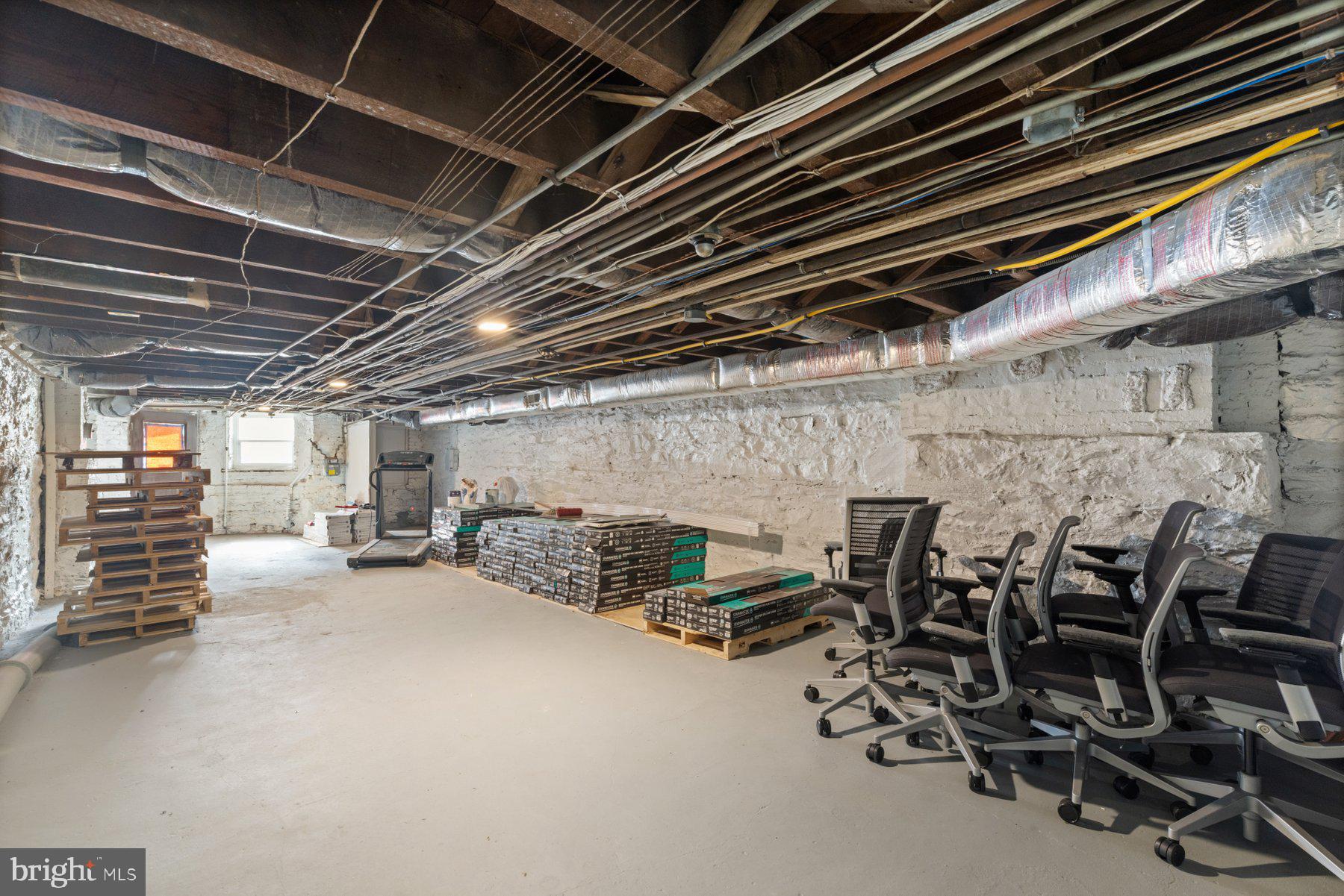 CHARLES VILLAGE - Commercial Sale