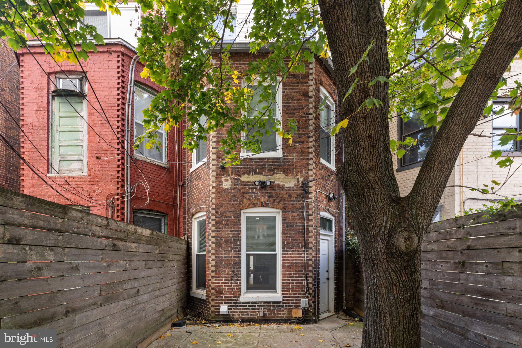 CHARLES VILLAGE - Commercial Sale