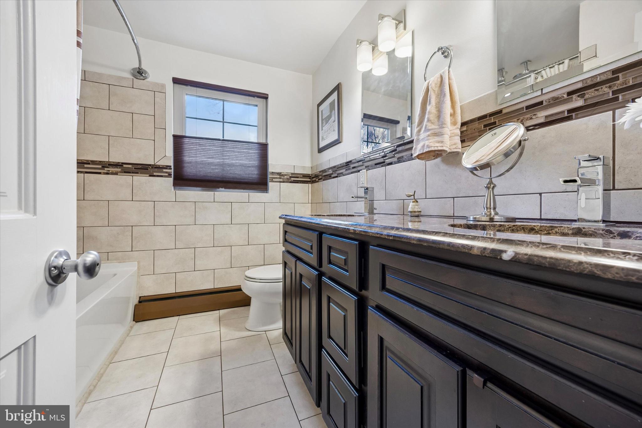 WYNNEWOOD - Residential