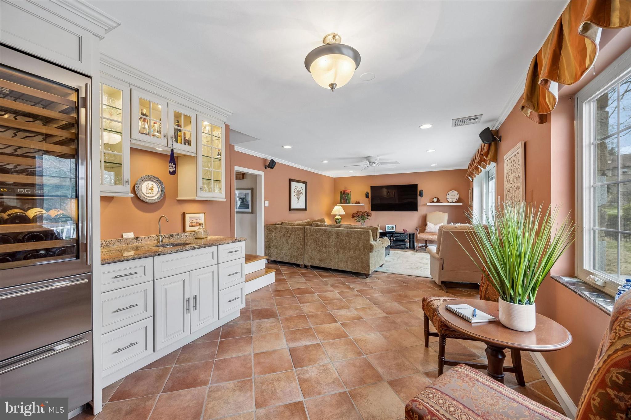 WYNNEWOOD - Residential