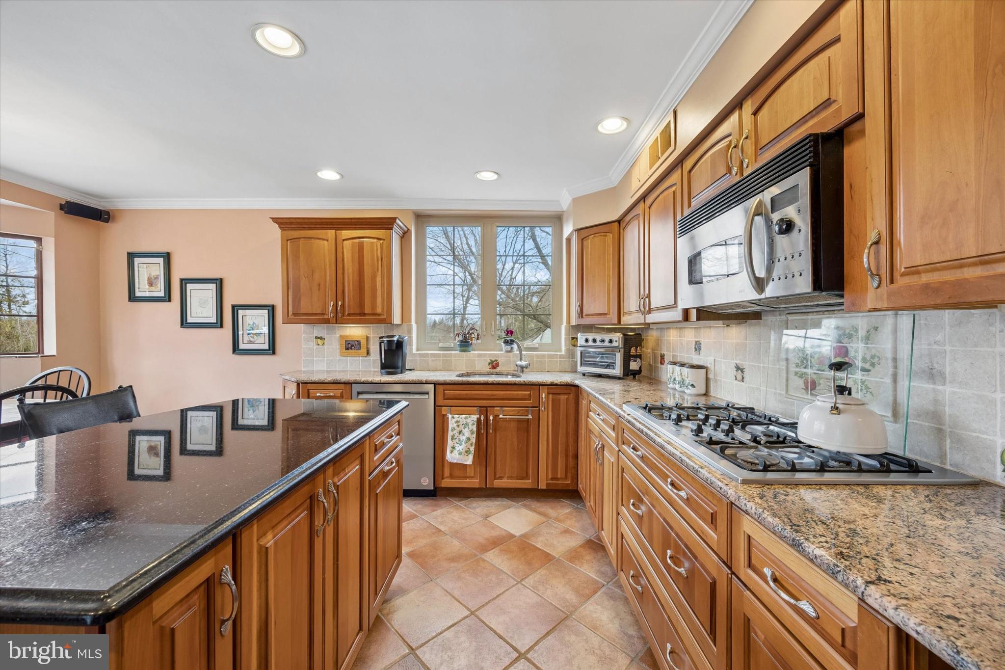 WYNNEWOOD - Residential