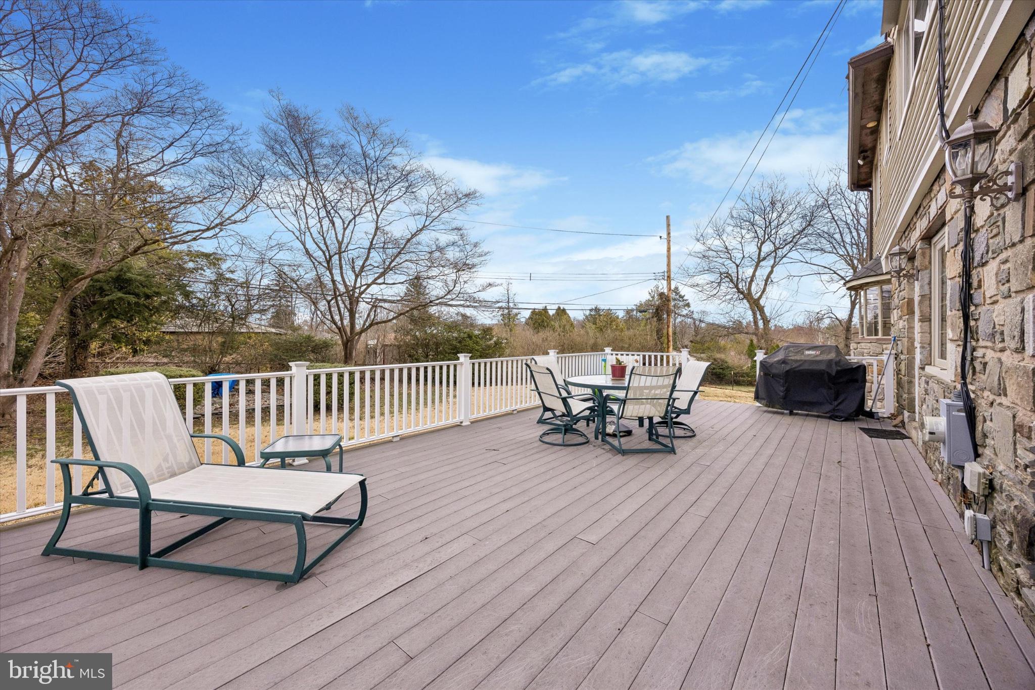 WYNNEWOOD - Residential