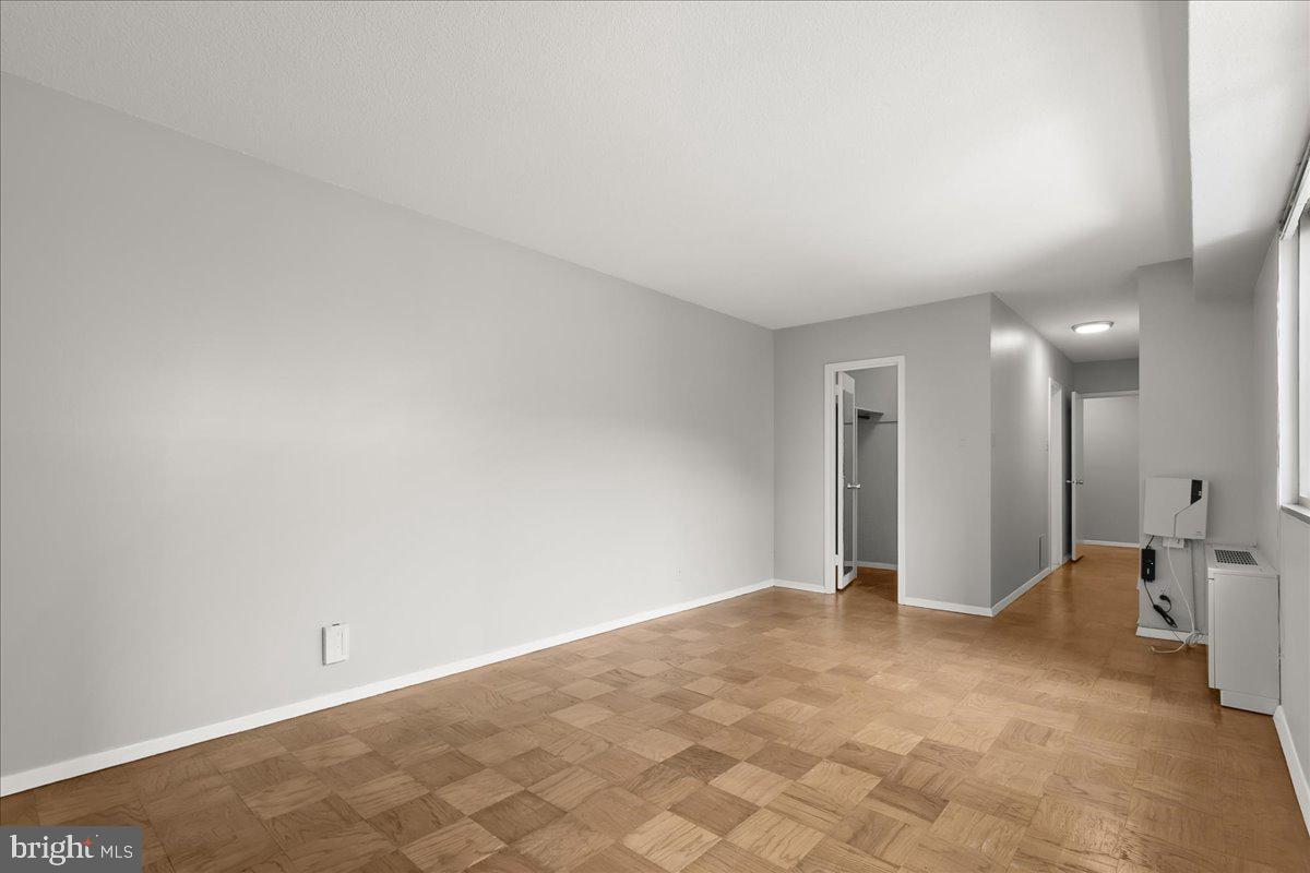 FRIENDSHIP HEIGHTS - Residential