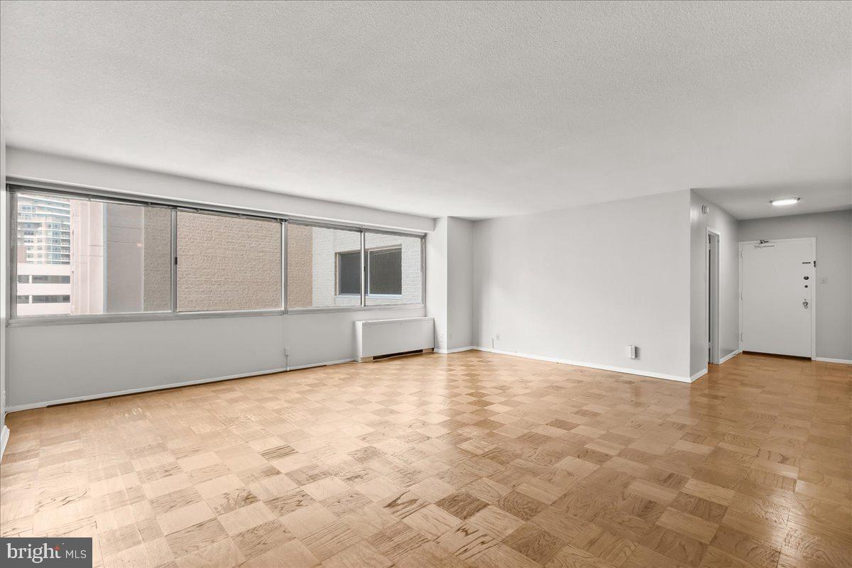 FRIENDSHIP HEIGHTS - Residential