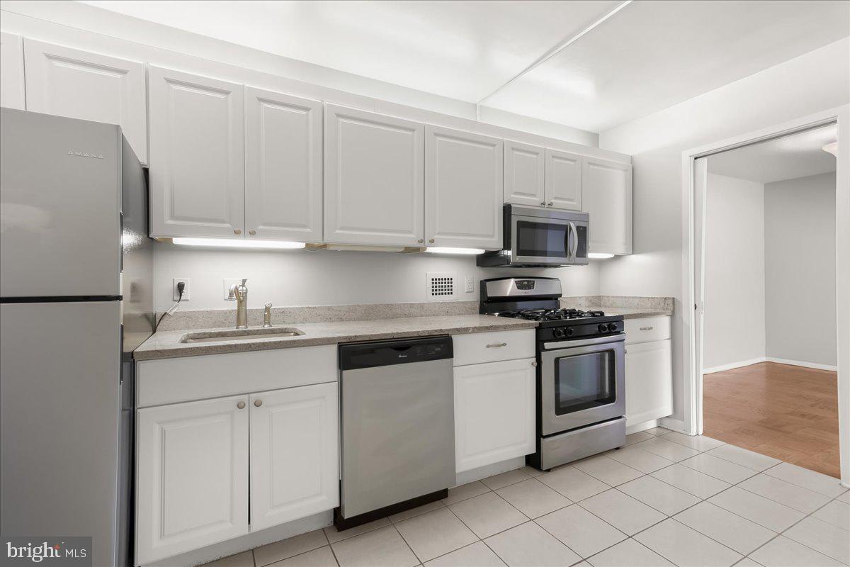 FRIENDSHIP HEIGHTS - Residential