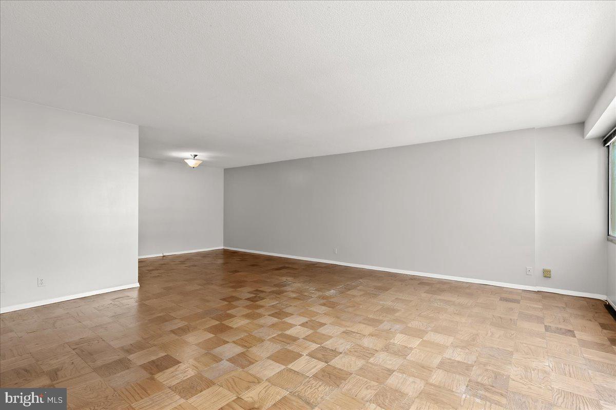 FRIENDSHIP HEIGHTS - Residential