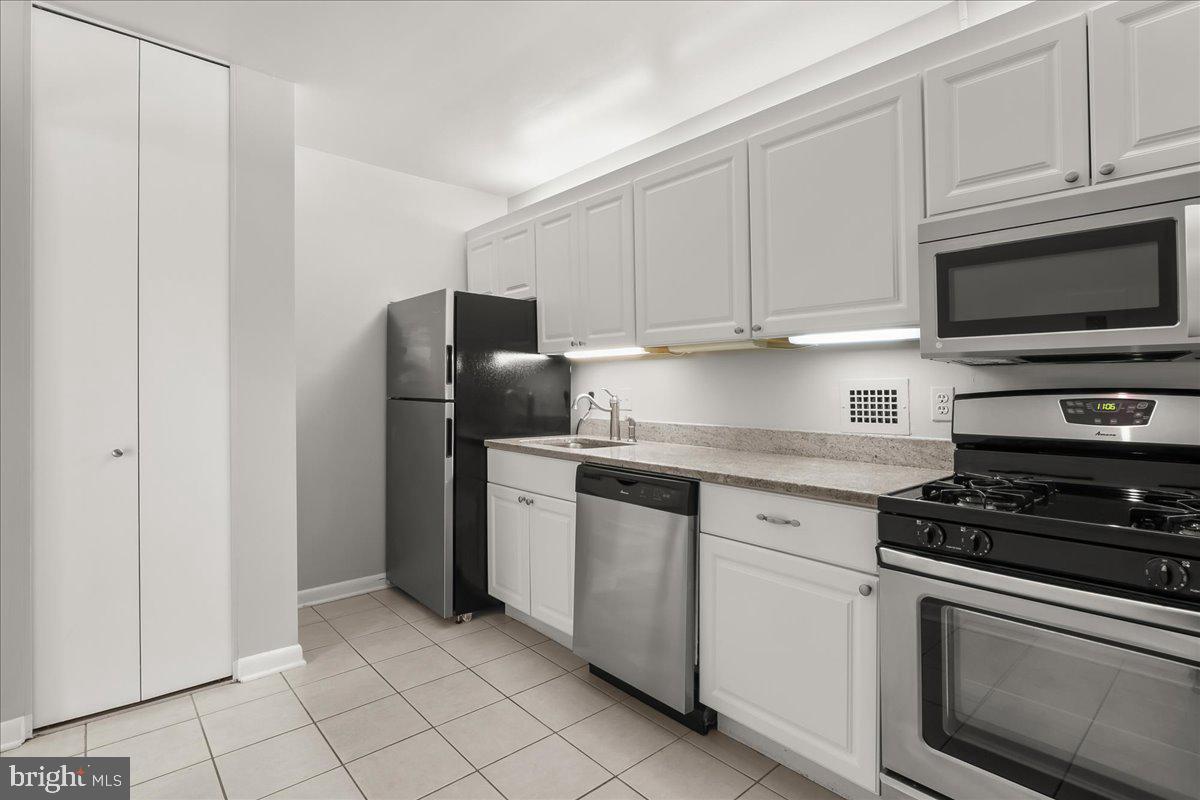 FRIENDSHIP HEIGHTS - Residential