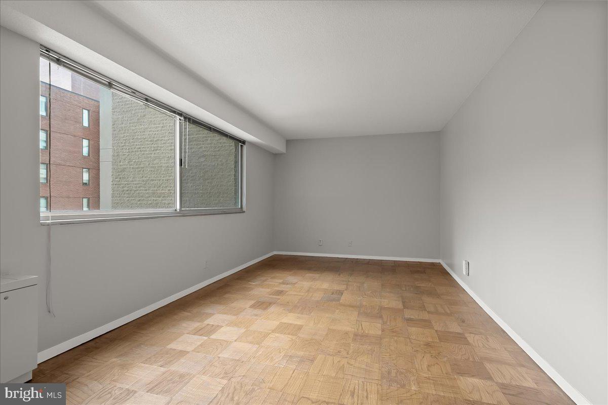 FRIENDSHIP HEIGHTS - Residential