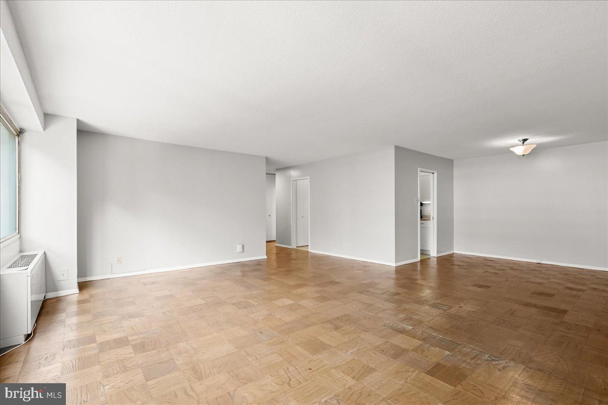 FRIENDSHIP HEIGHTS - Residential