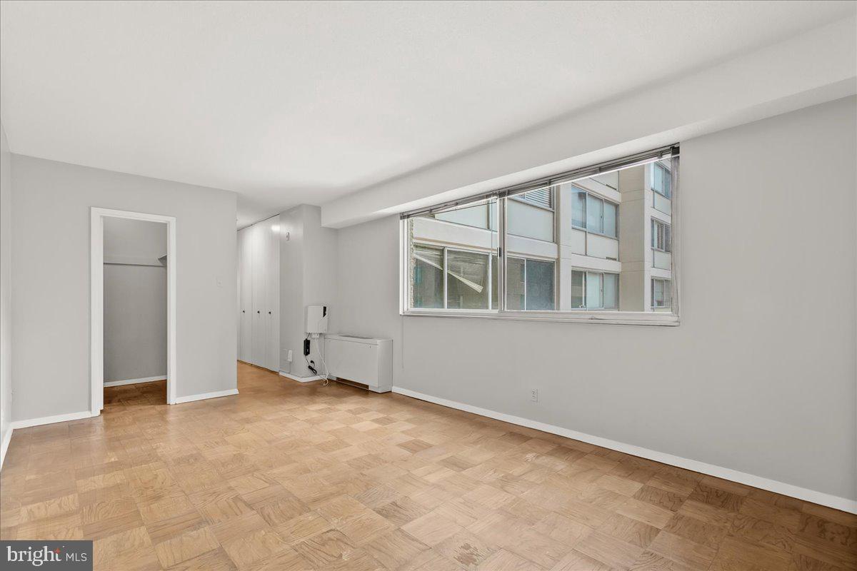 FRIENDSHIP HEIGHTS - Residential