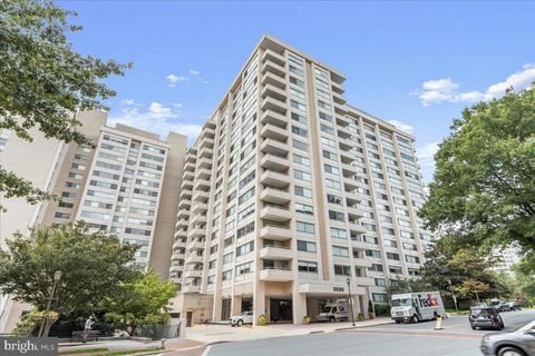Photo of 5500 Friendship Boulevard #1419N, Chevy Chase, MD 20815 (MLS # MDMC2143284)
