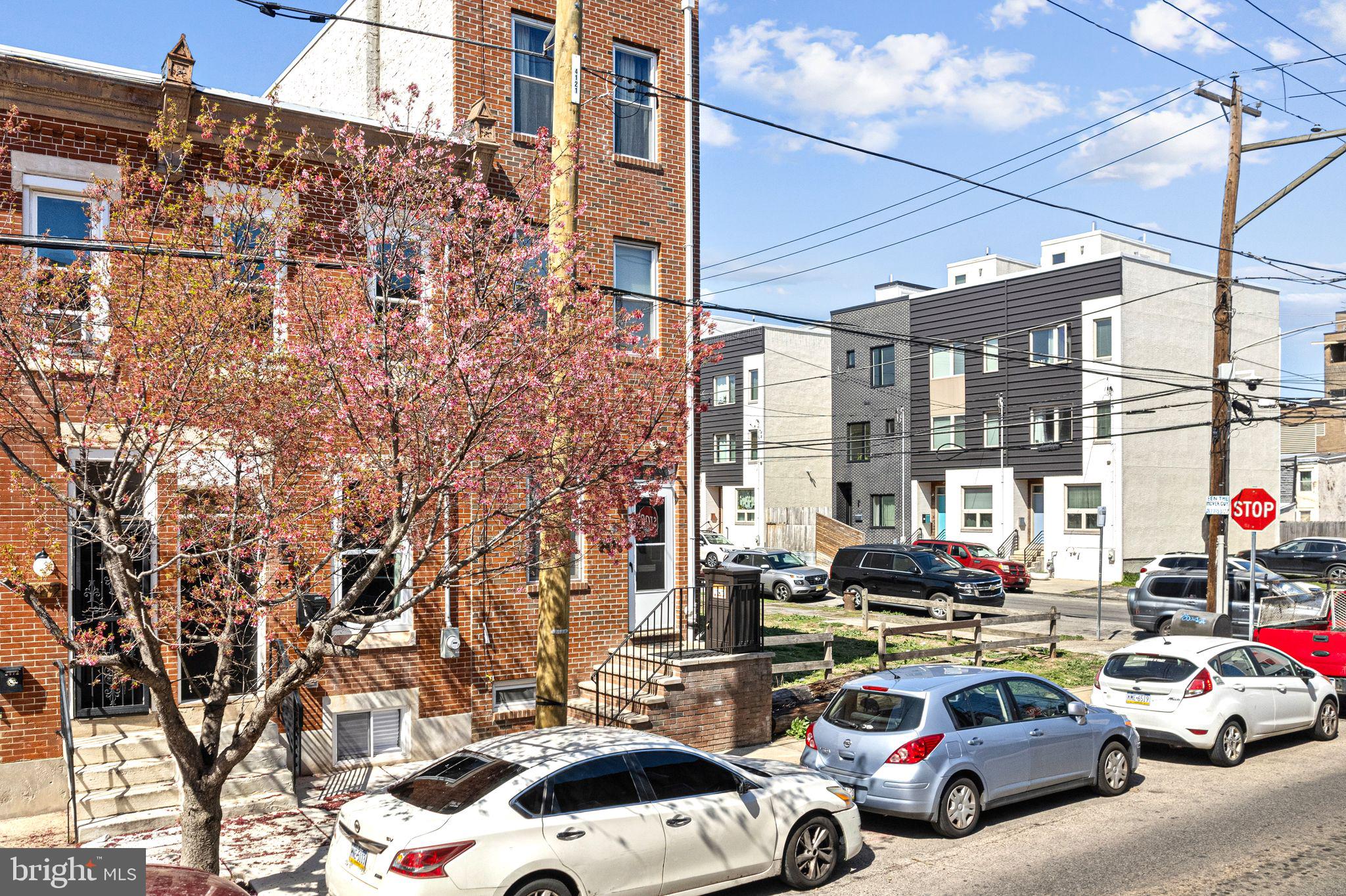 EAST KENSINGTON - Residential