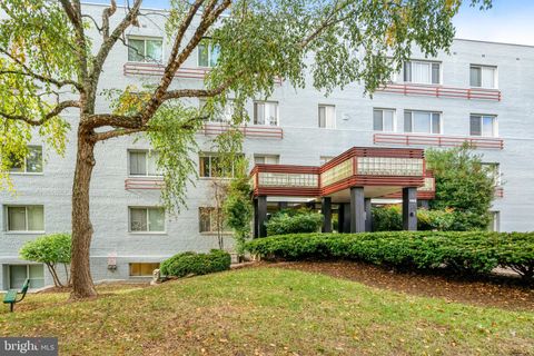 3701 5TH STREET S 212 ARLINGTON VA 22204