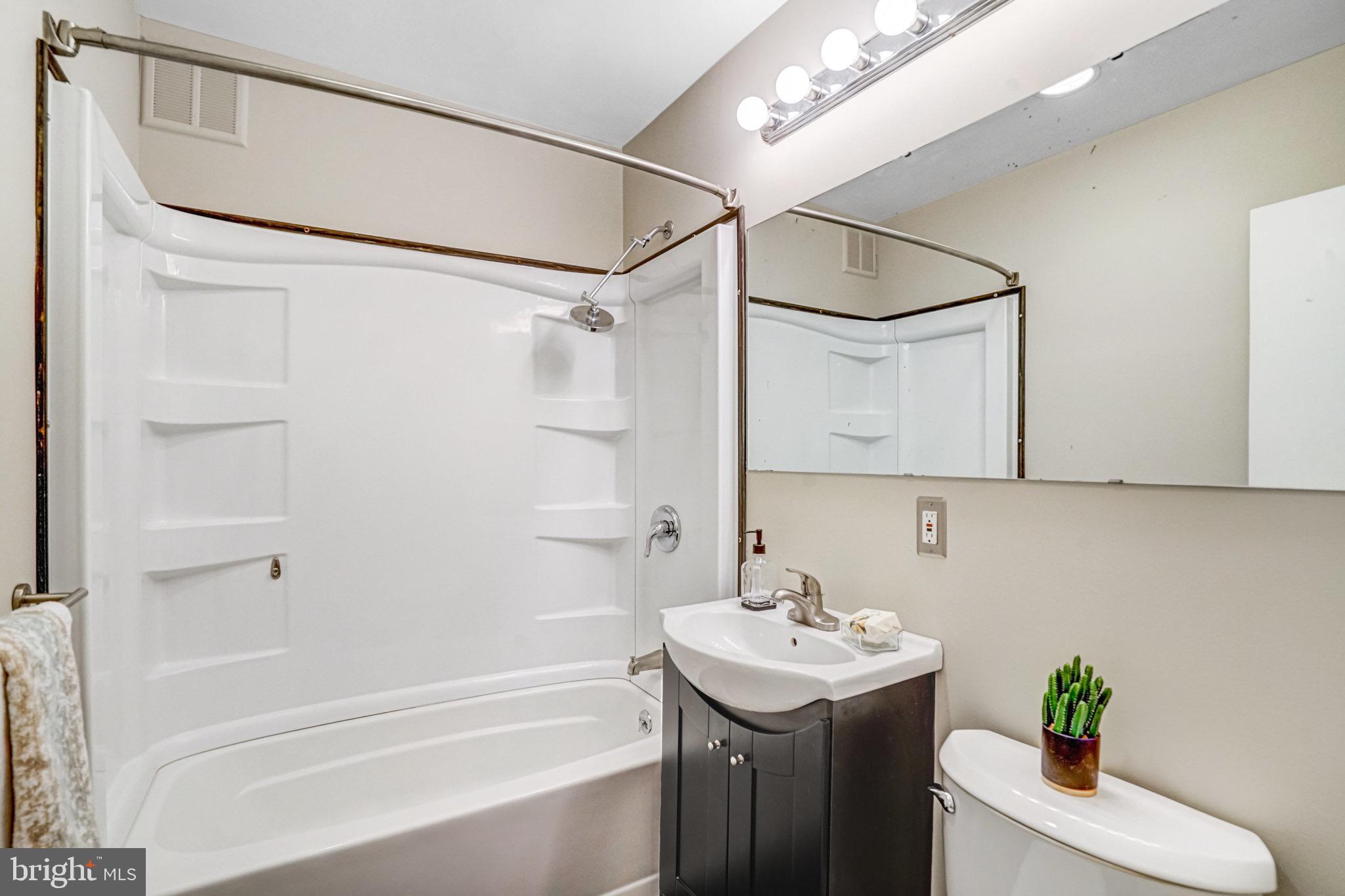 ASHTON HEIGHTS - Residential