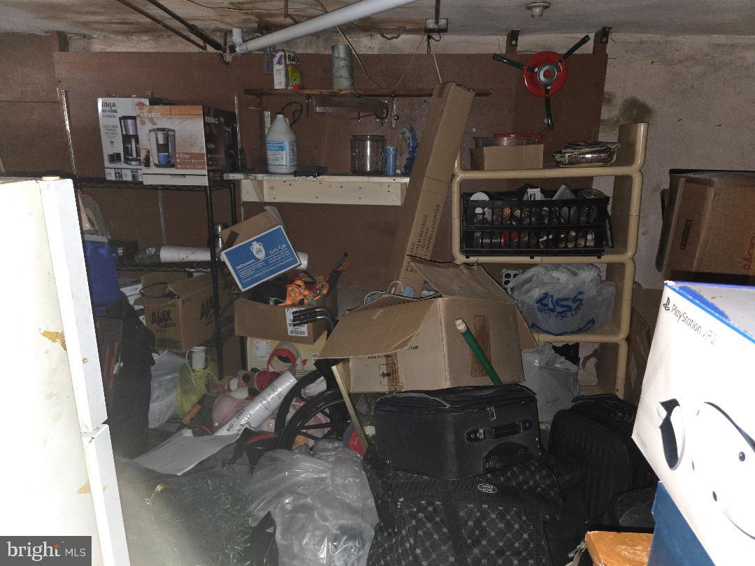 MAYFAIR (WEST) - Residential