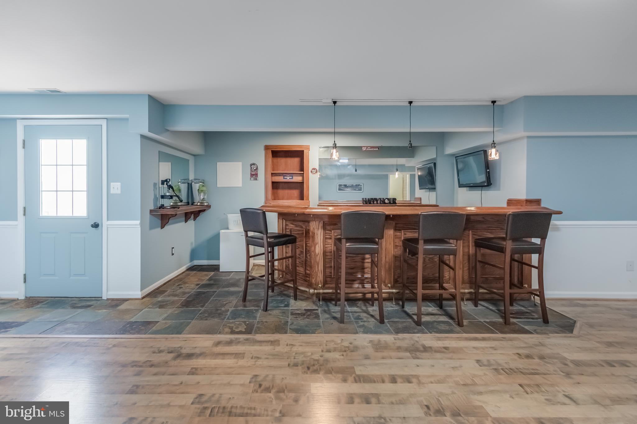 CROSS POINT - Residential