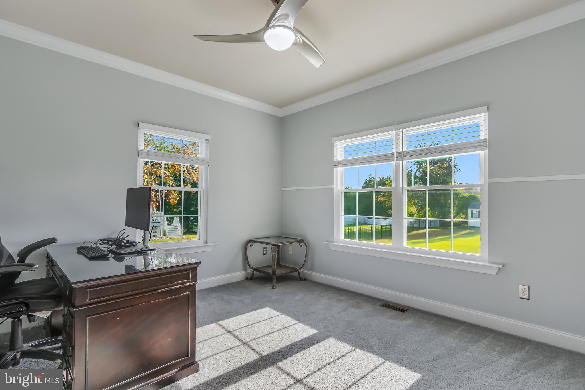 CROSS POINT - Residential