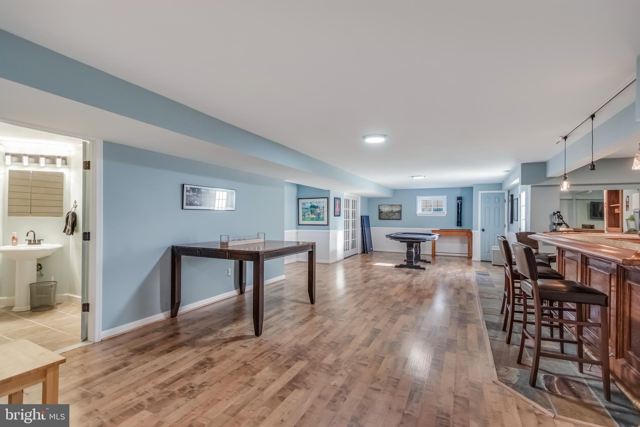 CROSS POINT - Residential