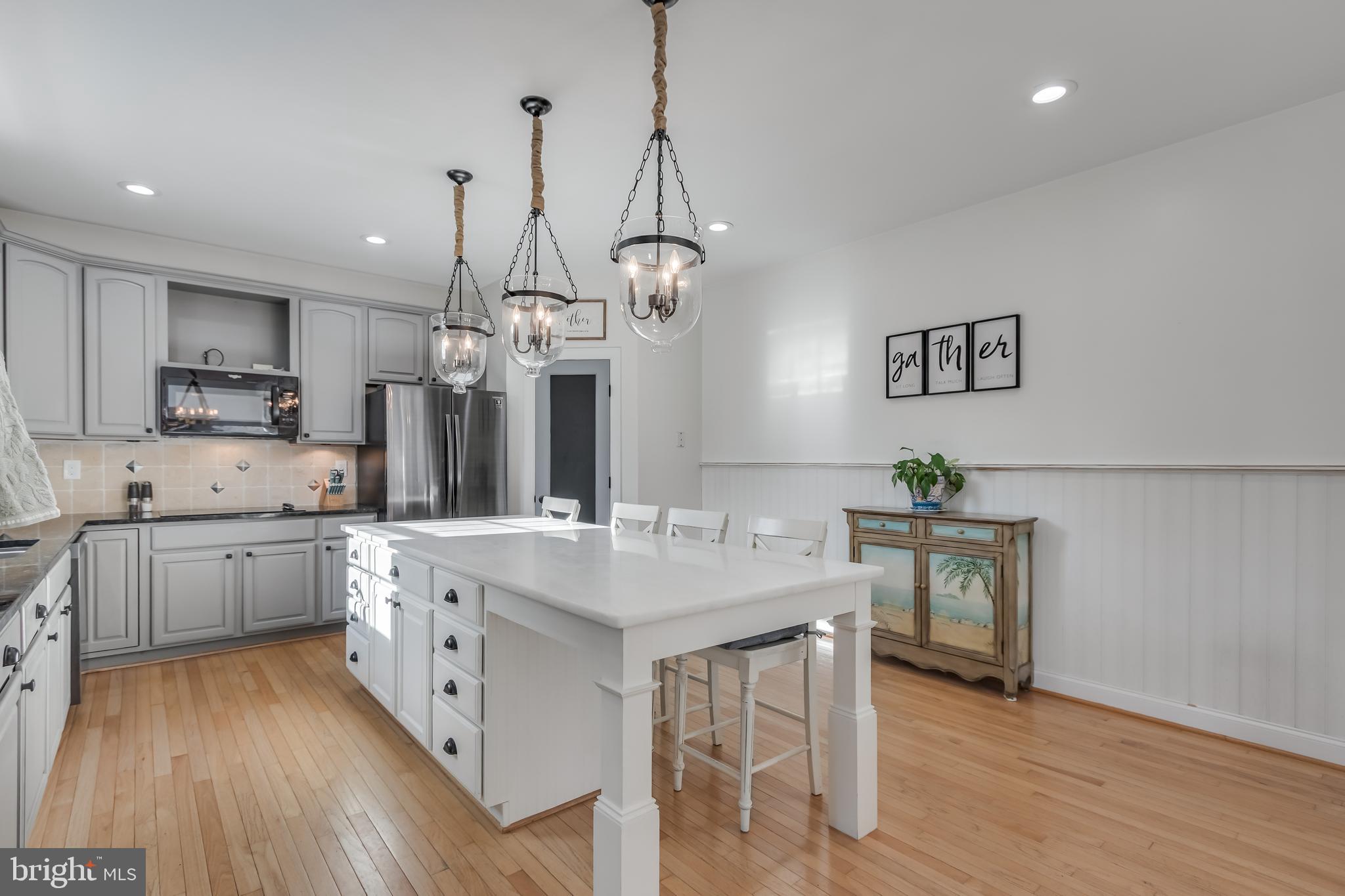 CROSS POINT - Residential