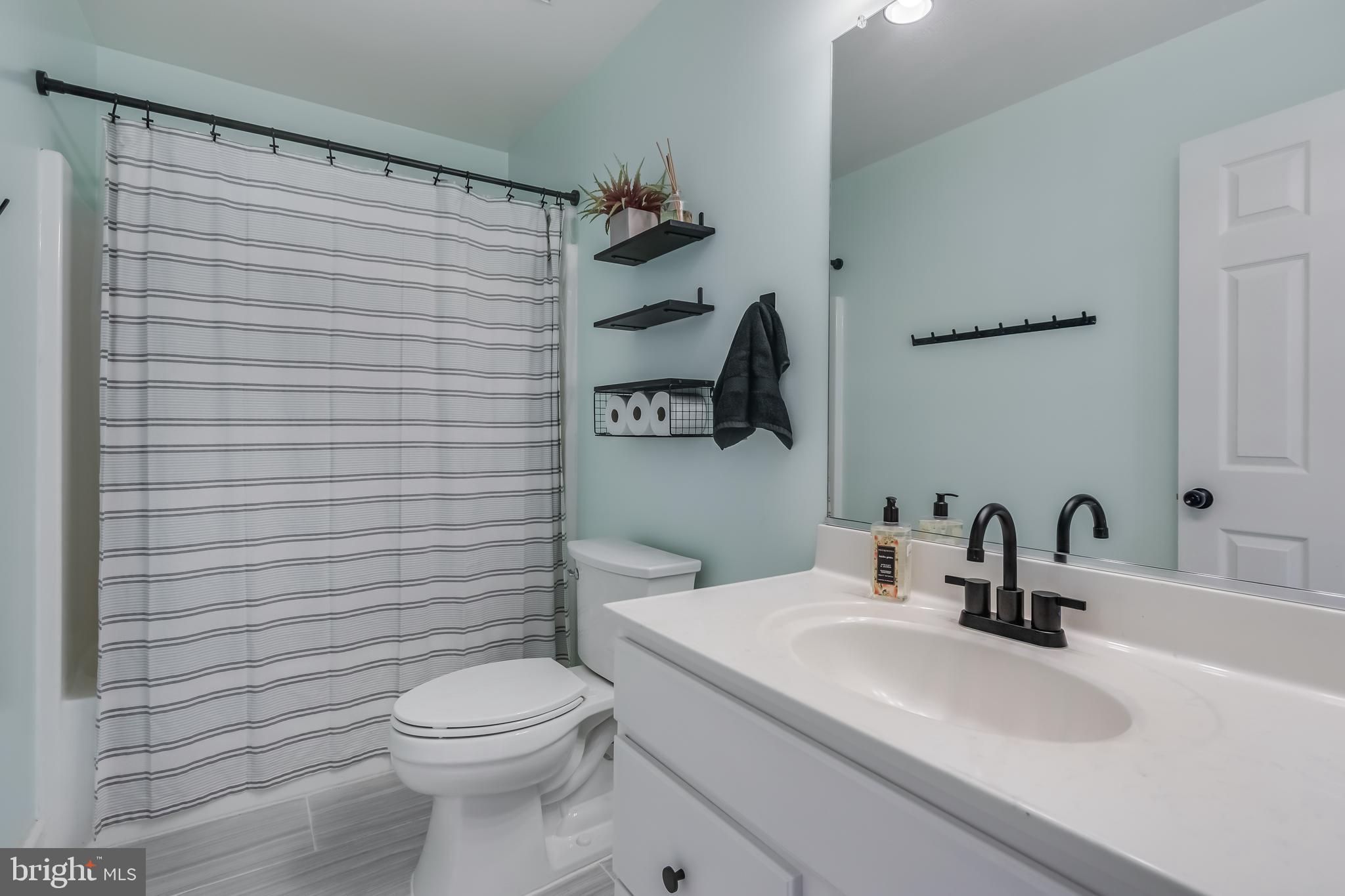 CROSS POINT - Residential