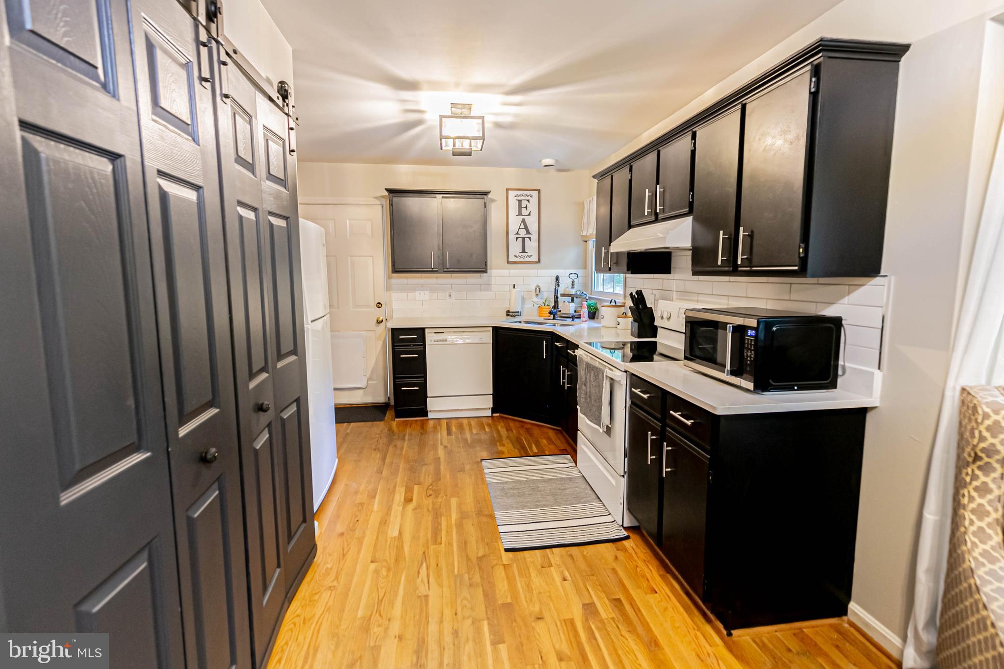 LAKE CAROLINE - Residential