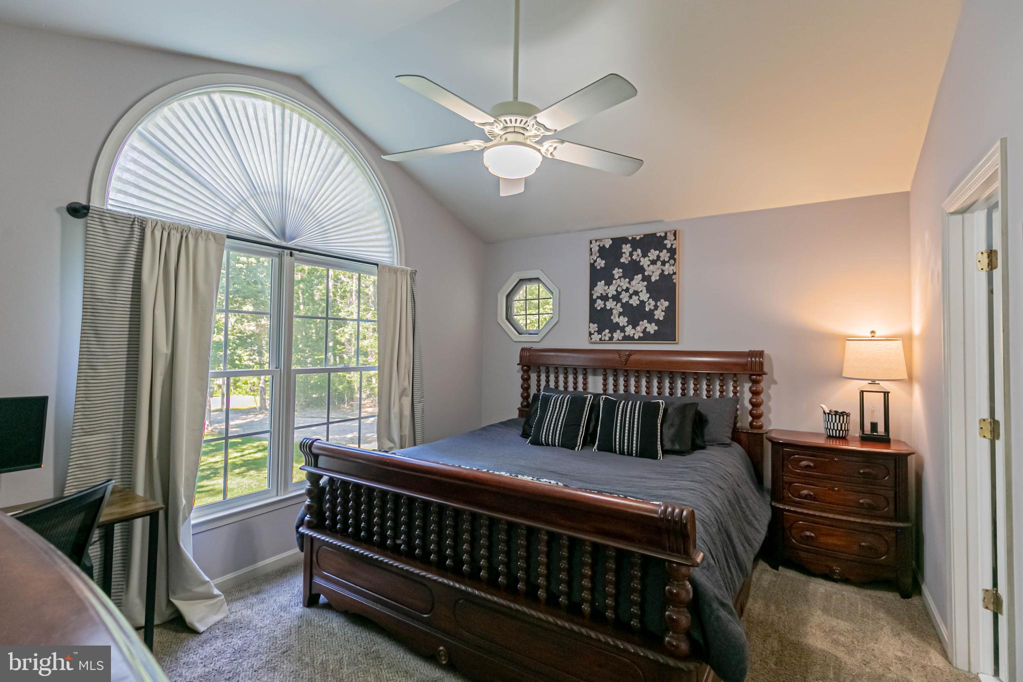 LAKE CAROLINE - Residential