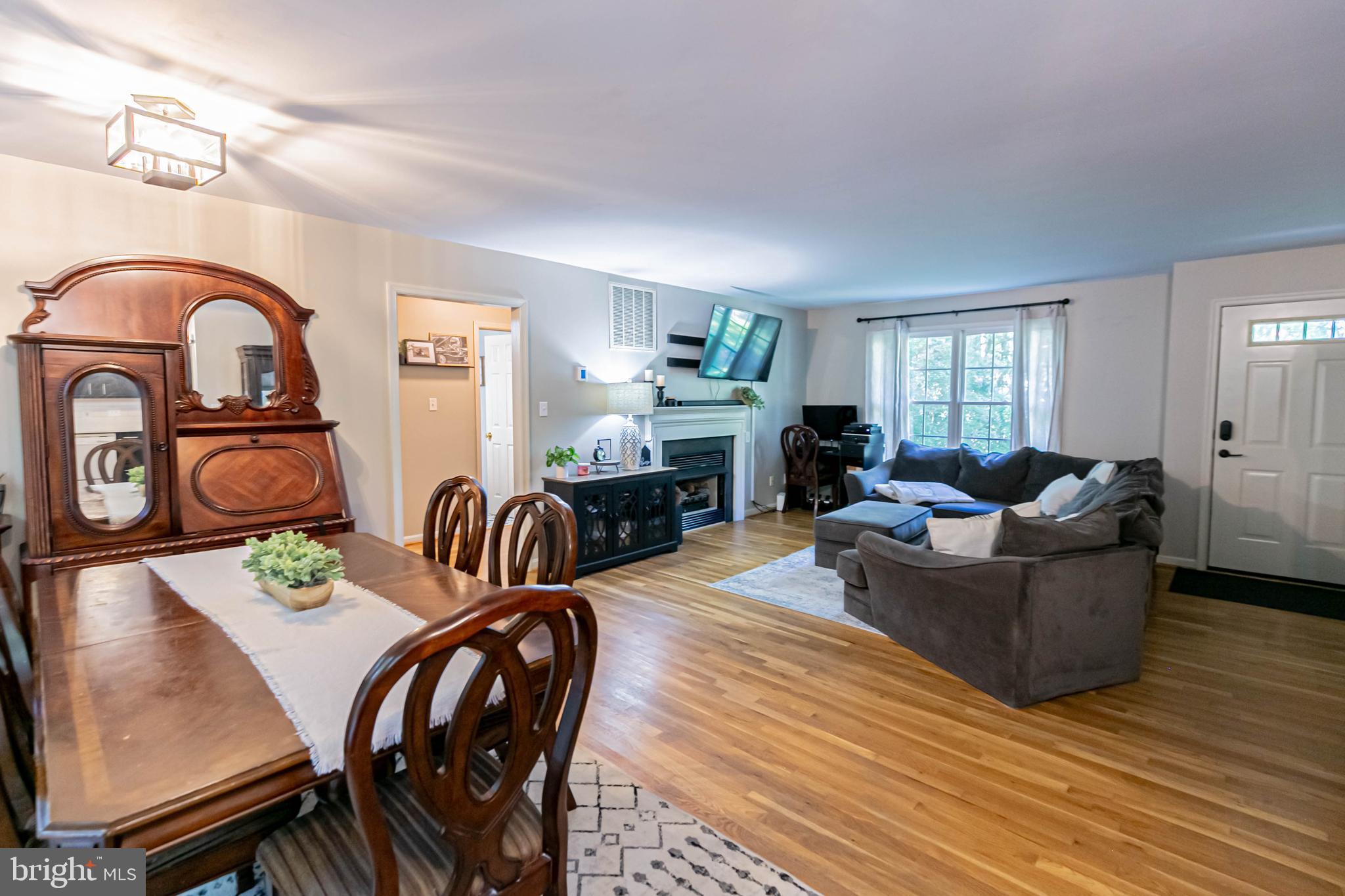 LAKE CAROLINE - Residential