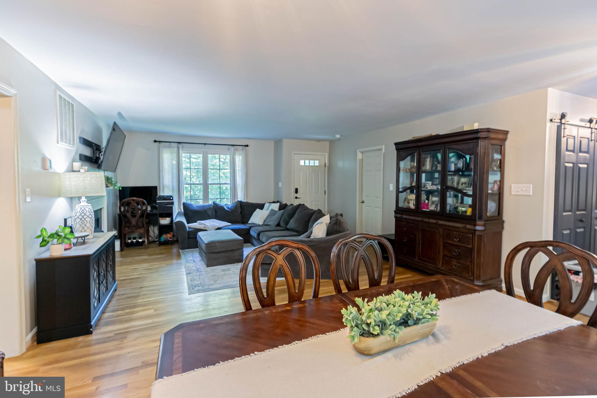 LAKE CAROLINE - Residential