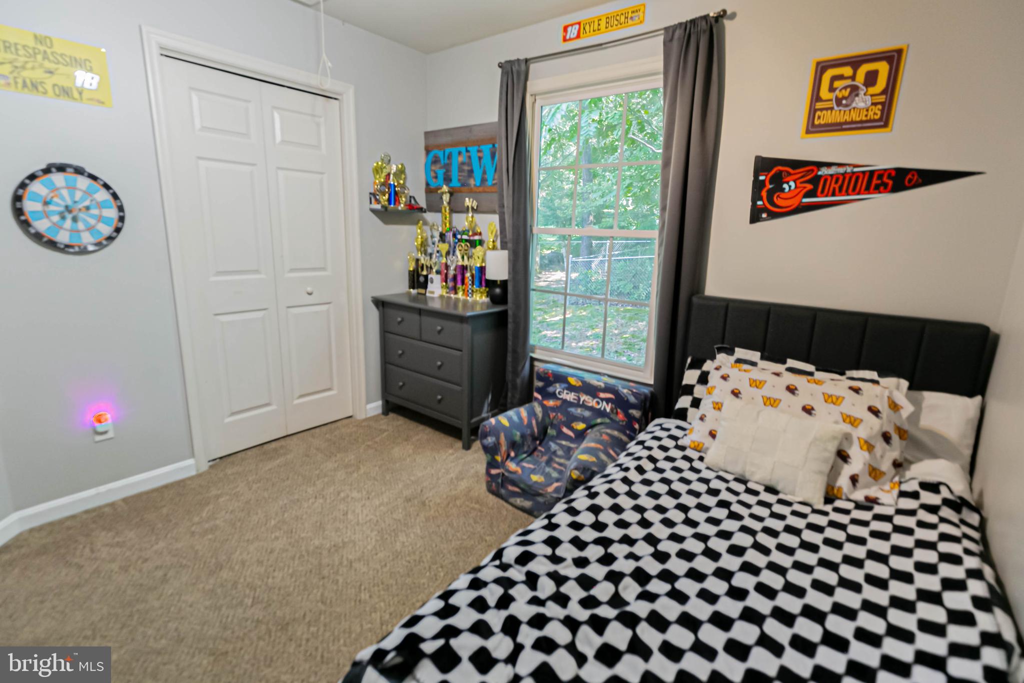 LAKE CAROLINE - Residential